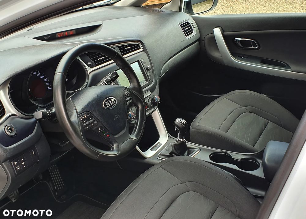 Kia Ceed 1.6 CRDi L - 15