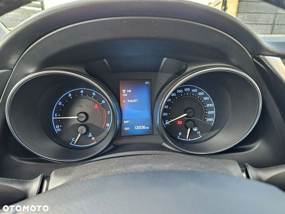 Toyota Auris - 8