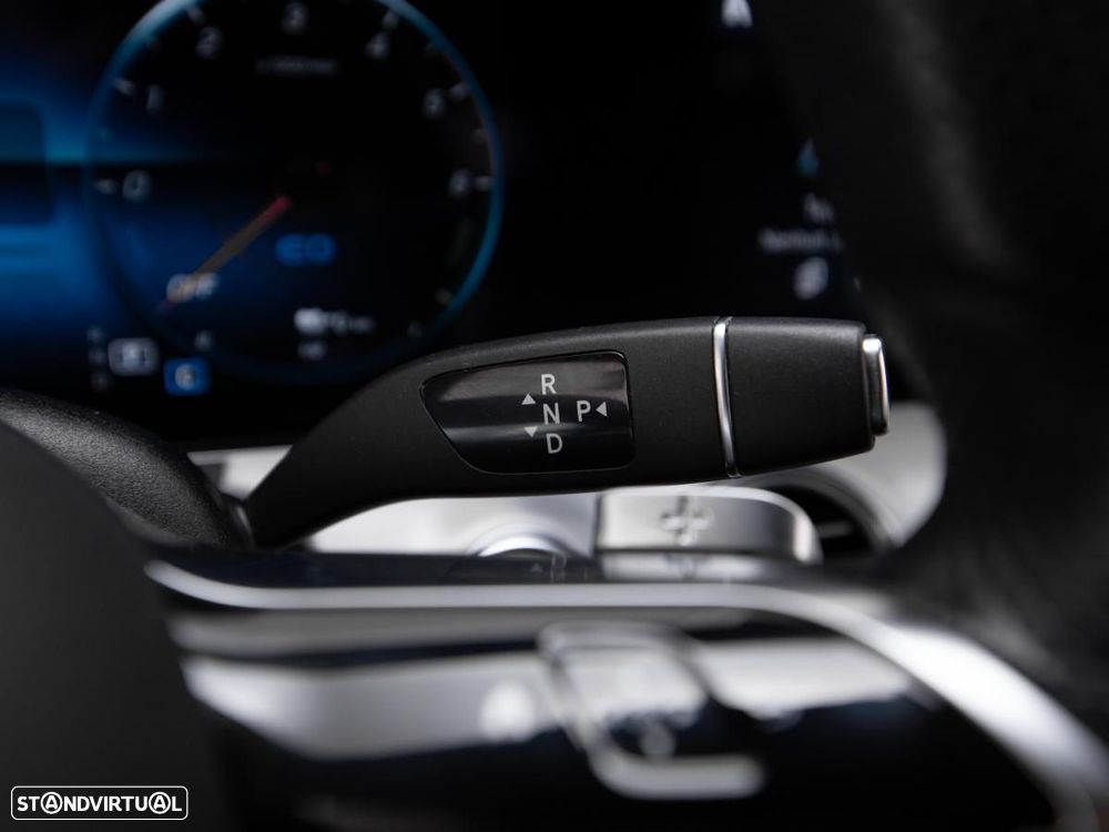 Mercedes-Benz E 300 de 9G-TRONIC - 24