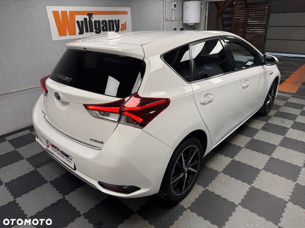 Toyota Auris - 6