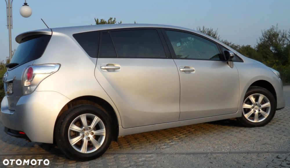 Toyota Verso 1.6 5-Sitzer Life - 9