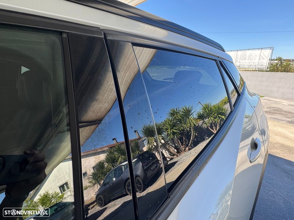 Peugeot 2008 1.5 BlueHDi Allure Pack - 29