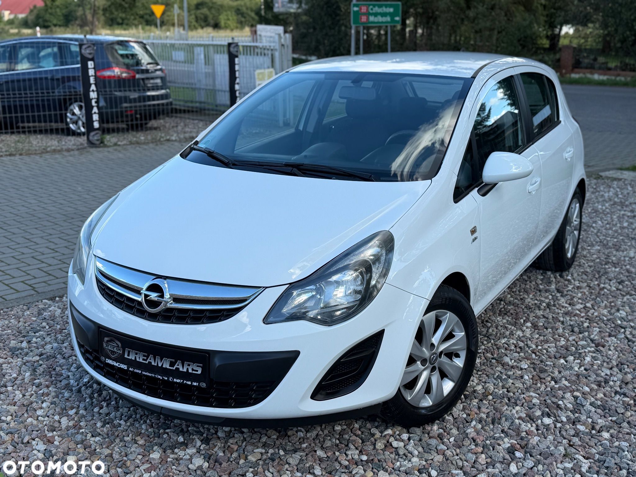 Opel Corsa - 1