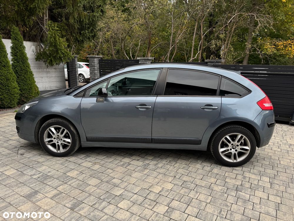 Citroen C4 2006 photo 2