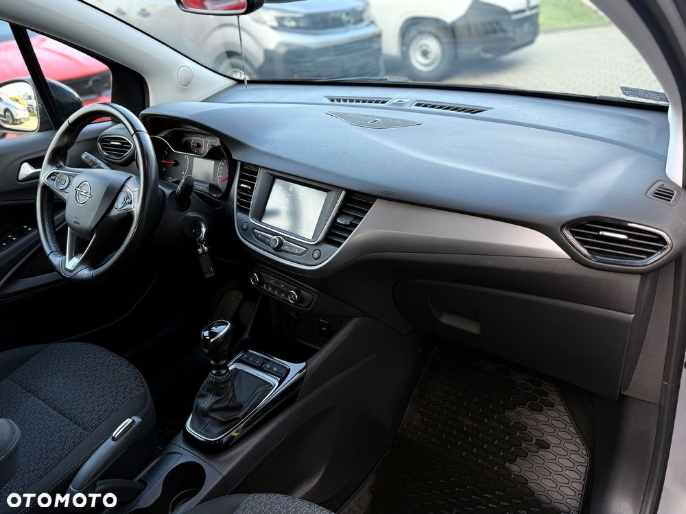 Opel Crossland X - 32