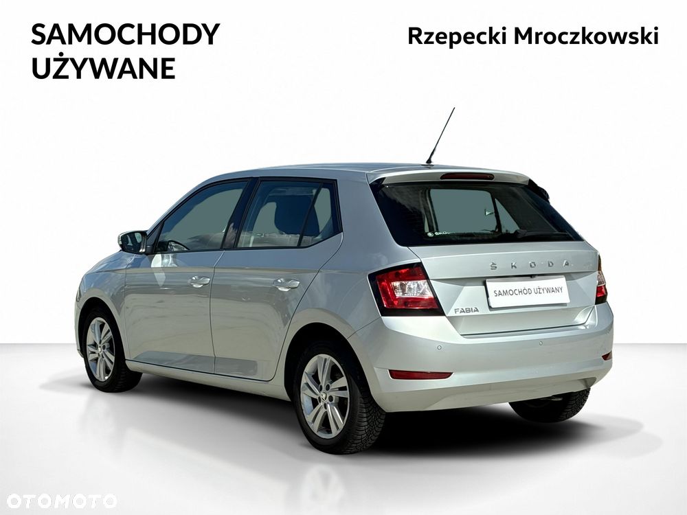 Skoda Fabia 1.0 TSI Ambition DSG - 4