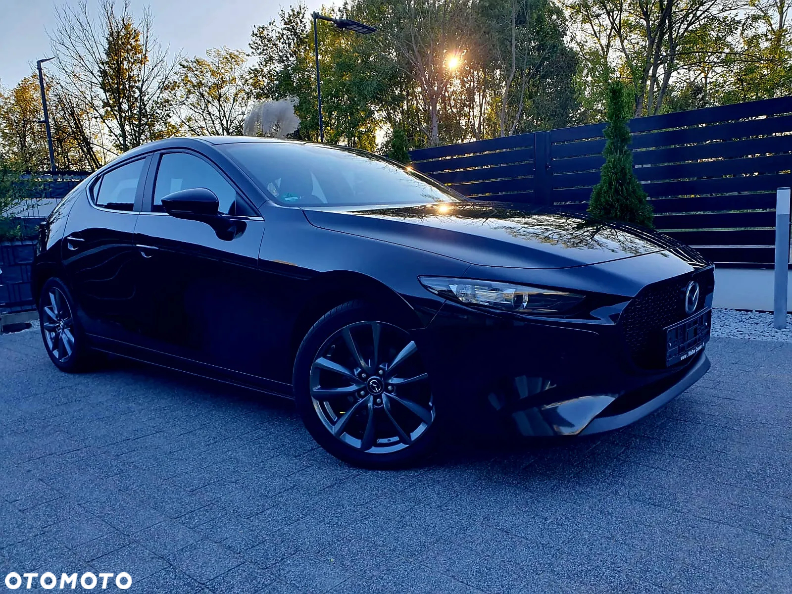 Mazda 3 e-SKYACTIV-G 2.0 M HYBRID - 13