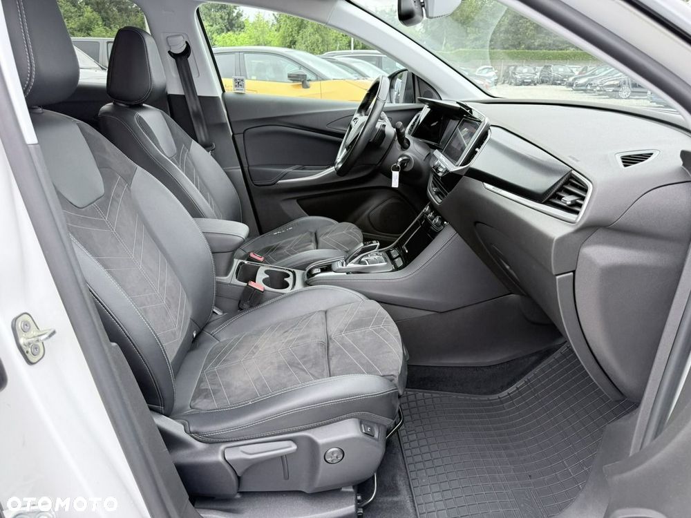 Opel Grandland 1.5 D Automatik Business Edition - 14