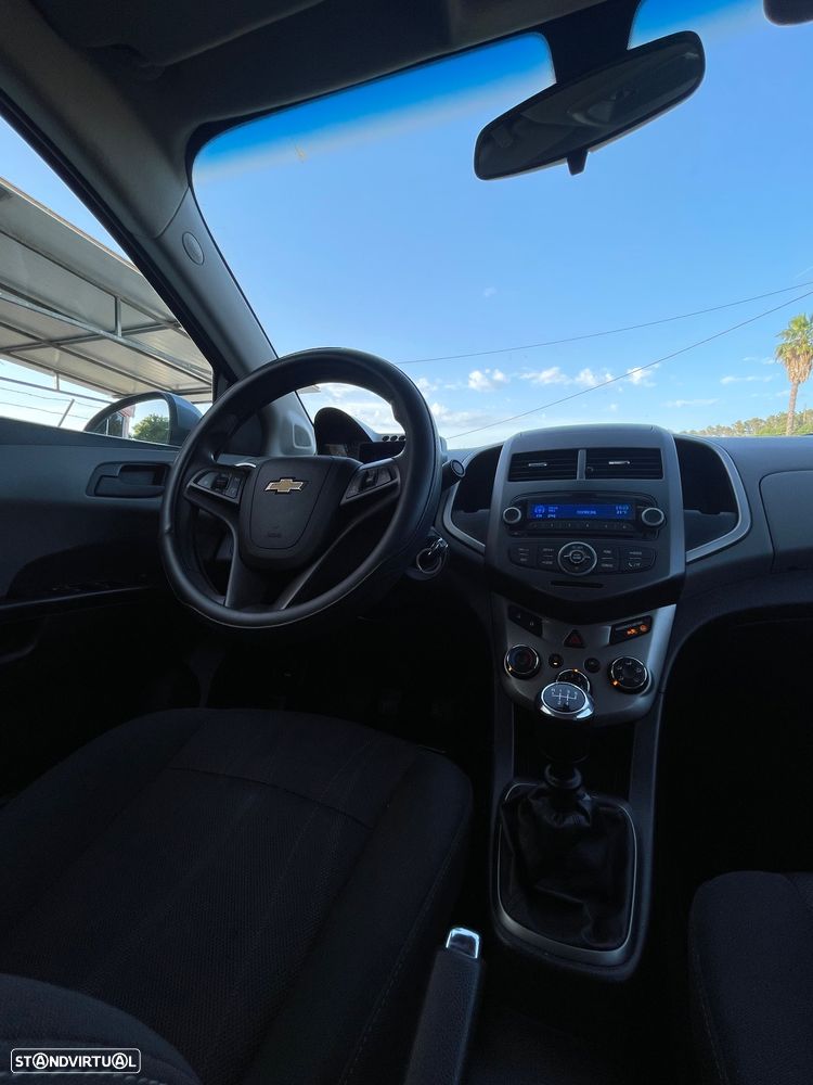 Chevrolet Aveo 1.2 LT - 9