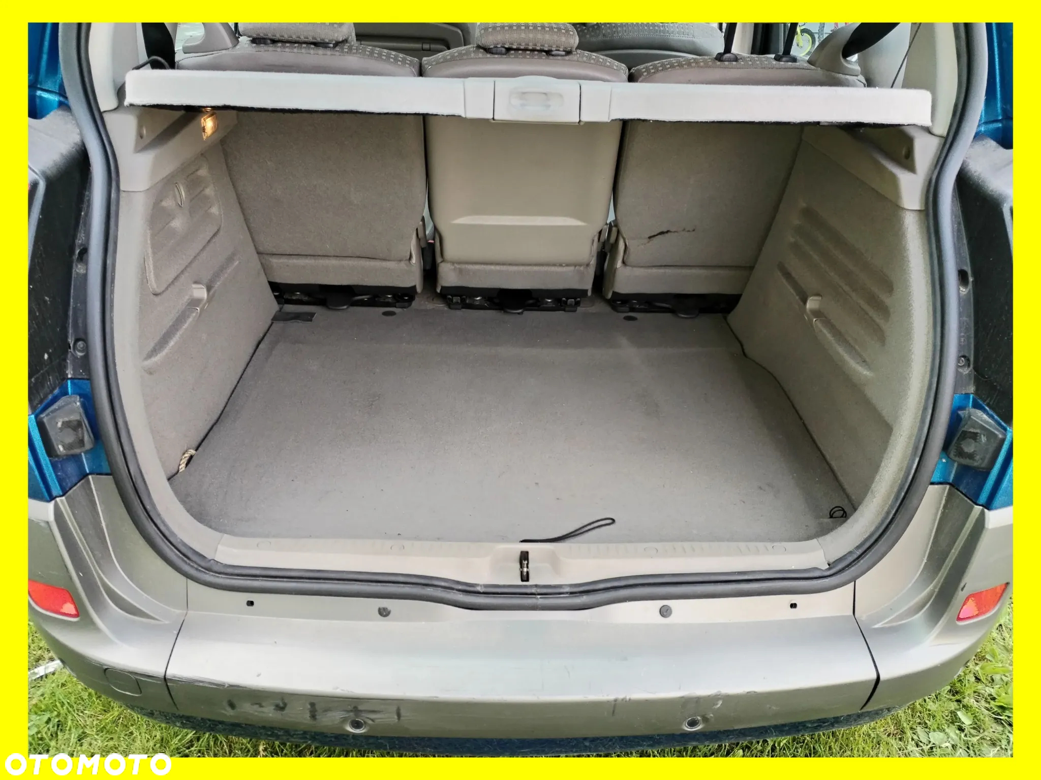 Renault Scenic 1.6 16V Authentique - 17