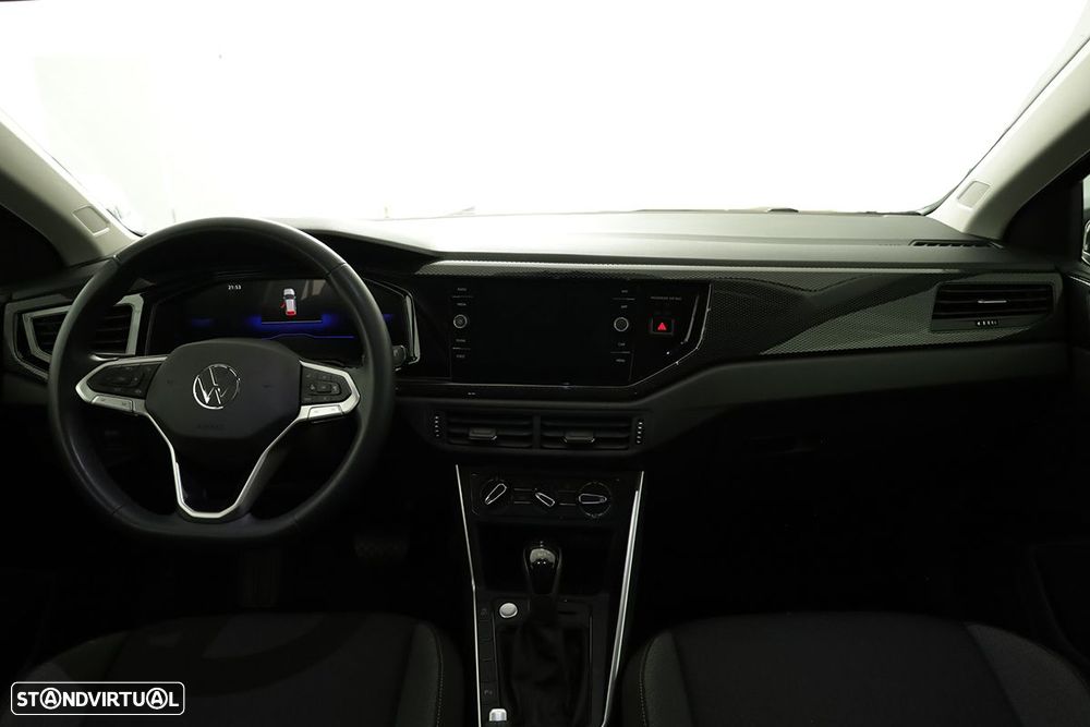 VW Taigo 1.0 TSI Urban DSG - 8