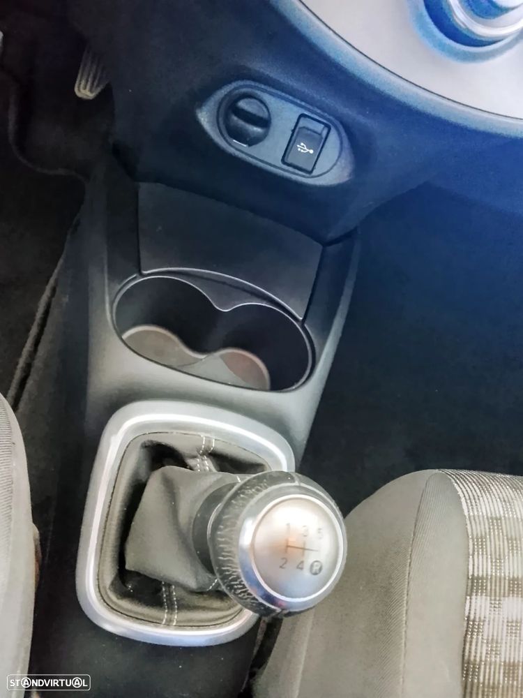 Toyota Yaris 1.0 VVT-i Comfort+P.Style - 14