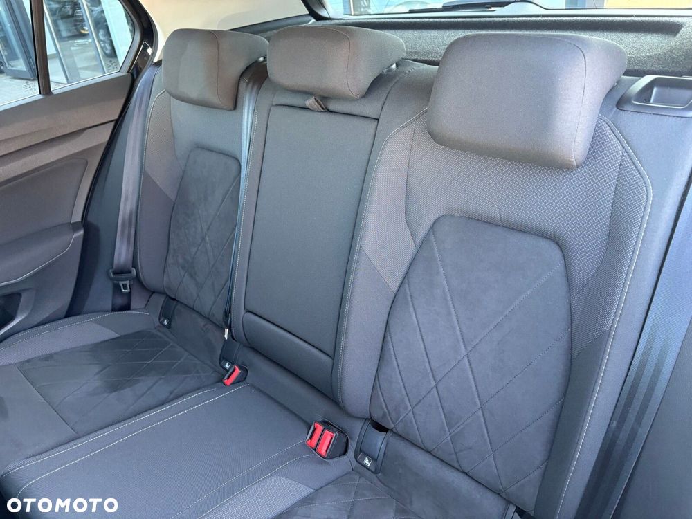 Volkswagen Golf 1.5 eTSI EVO Style DSG - 14