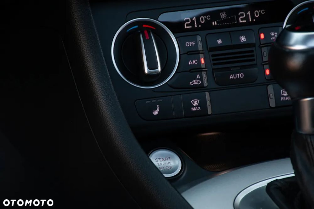 Audi Q3 2.0 TDI Quattro Design S tronic - 35