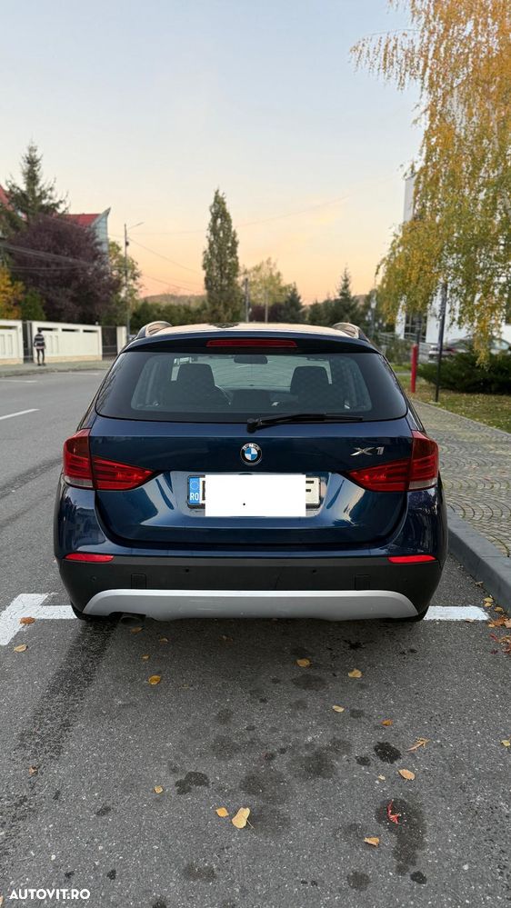 BMW X1 xDrive18d - 8