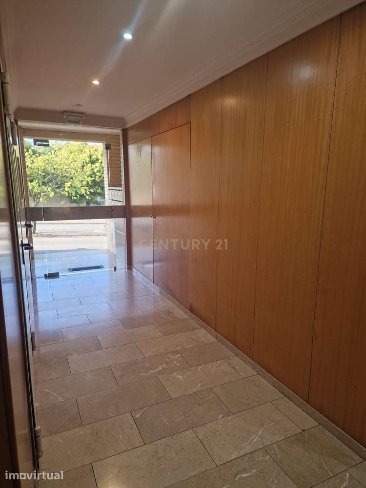 Apartamento T2 c/ garagem p/ duas viaturas em Alfena, Valongo - Vista - Grande imagem: 5/44