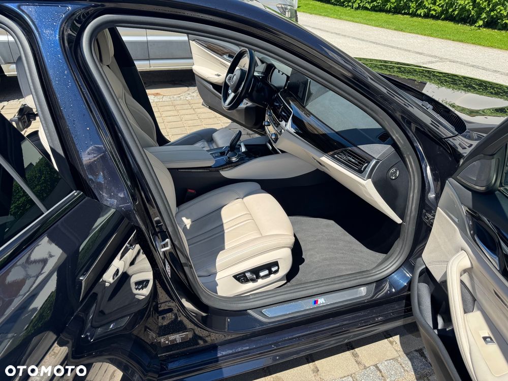 BMW Seria 5 530i xDrive M Sport sport - 16