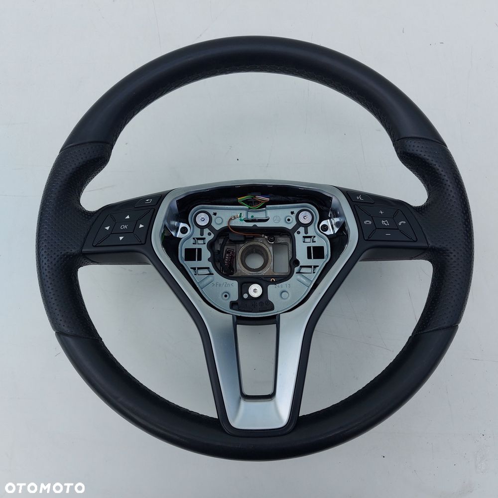 KIEROWNICA SKORA MERCEDES C W204 LIFT ORYGINAL DEMONTAZ - 1