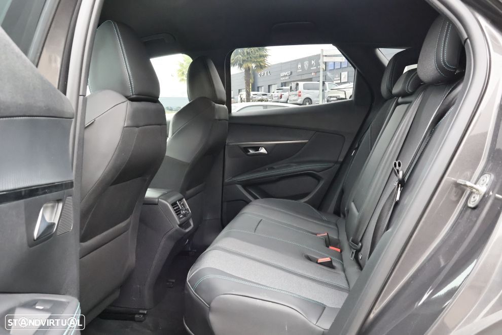 Peugeot 3008 1.6 Hybrid Allure Pack e-EAT8 - 17
