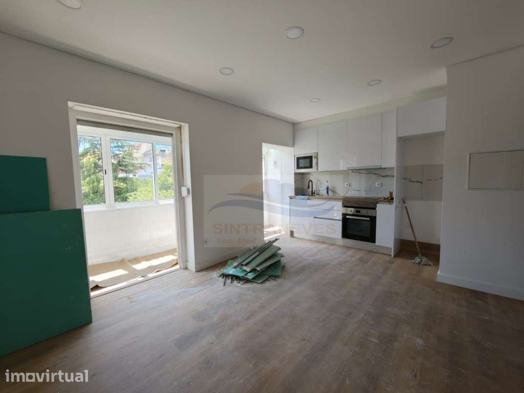 T3 Totalmente Remodelado com Garantia em Alverca do Ribatejo - Grande imagem: 2/3