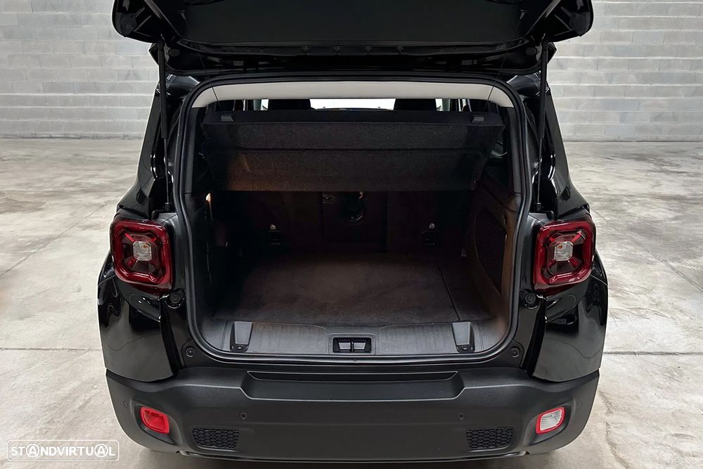 Jeep Renegade 1.3 T-GDI 4xe PLUG-IN Hybrid Auto Limited - 44