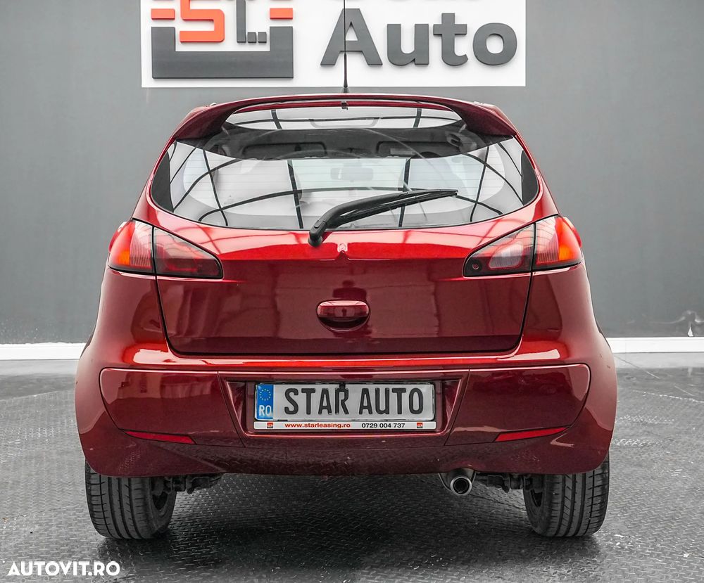 Mitsubishi Colt - 6