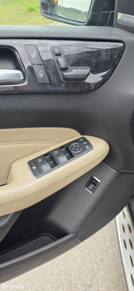 Mercedes-Benz ML - 6