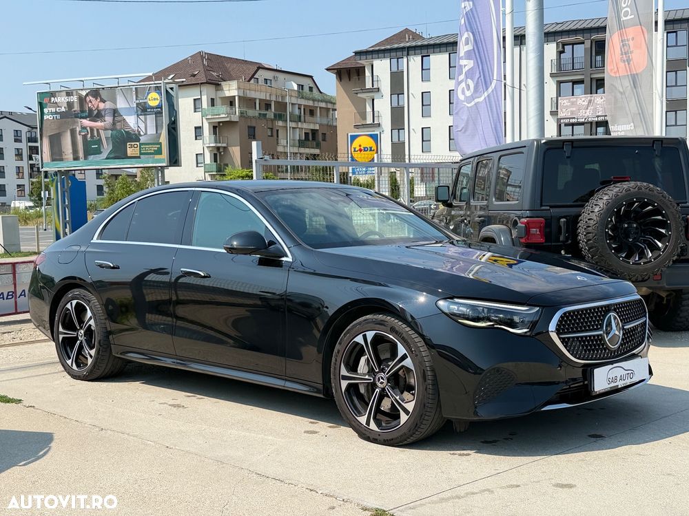 Mercedes-Benz E 400e 4Matic 9G-TRONIC - 4
