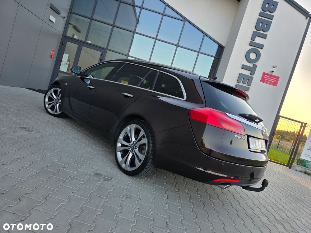 Opel Insignia 2.0 Bi Turbo CDTI 4x4 - 12