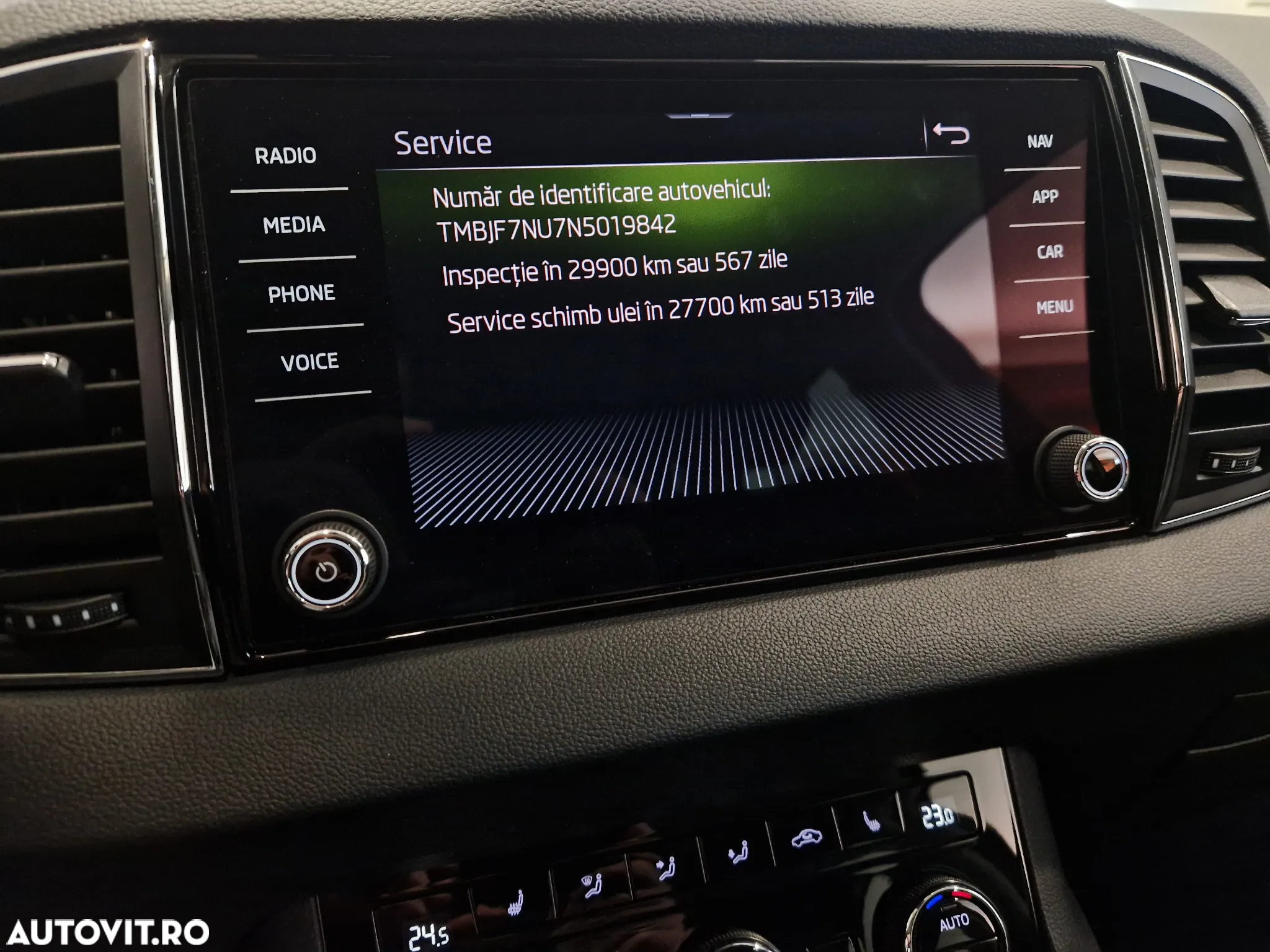 Skoda Karoq 2.0 TDI DSG Ambition - 27