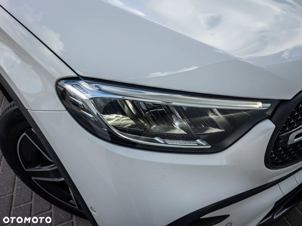 Mercedes-Benz GLC 220 d mHEV 4-Matic AMG Line - 11