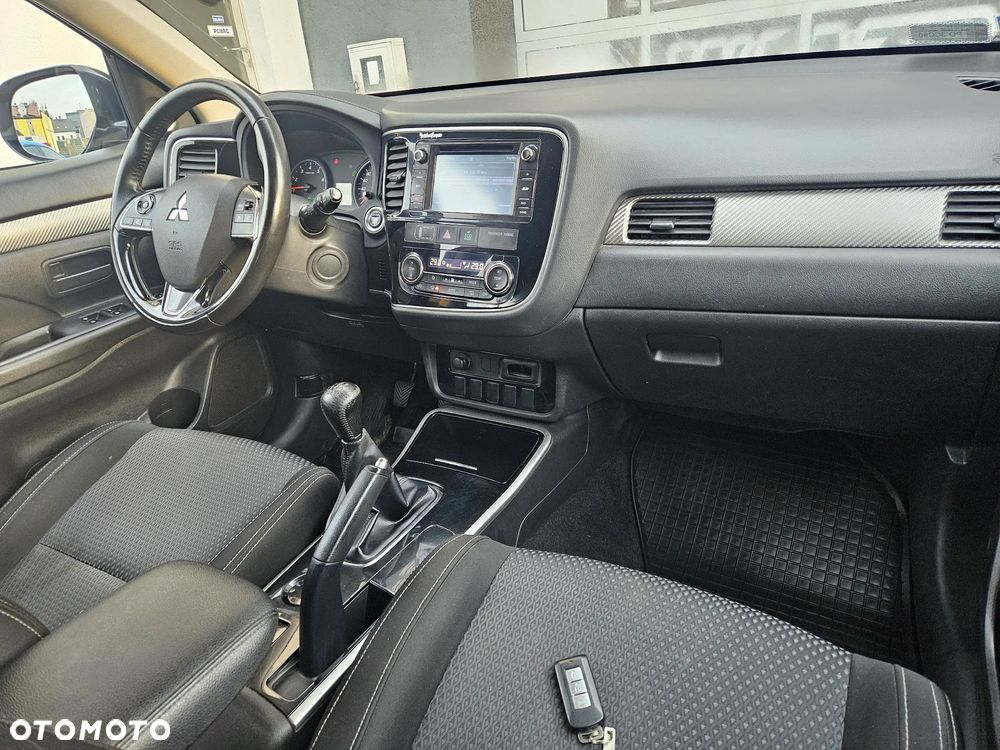 Mitsubishi Outlander 2.0 City Style 2WD - 14