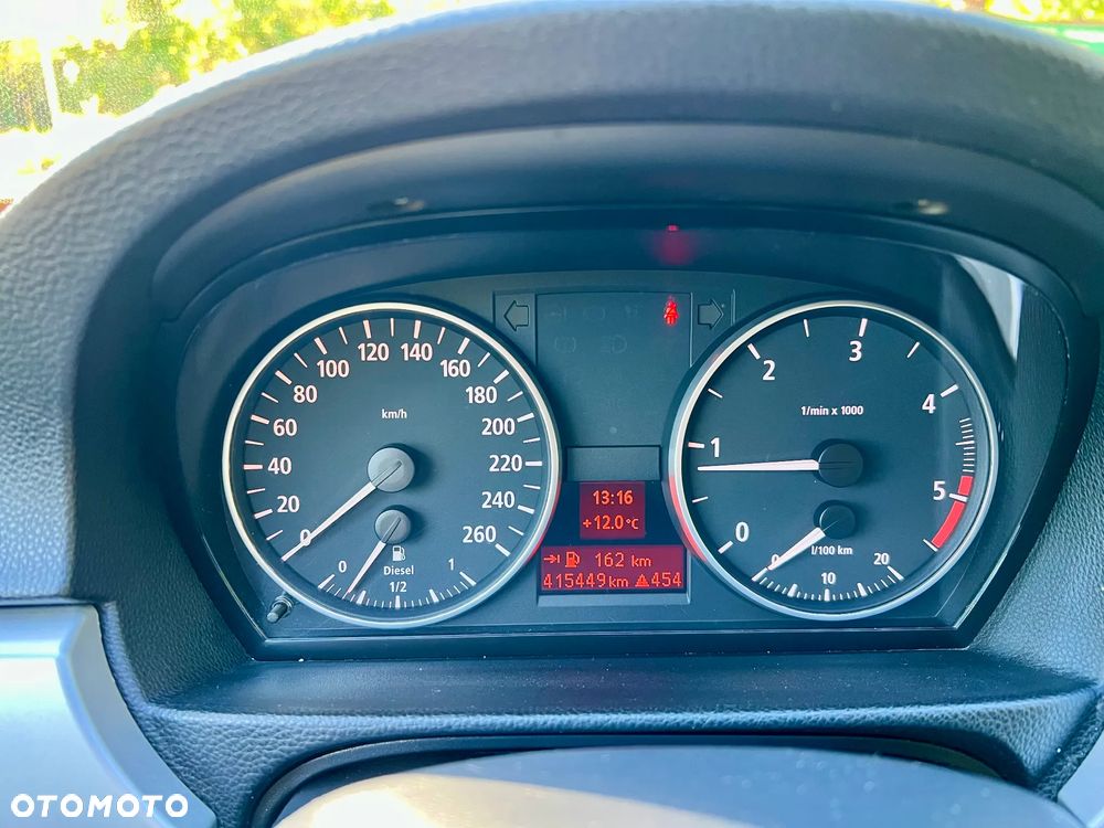 BMW Seria 3 320d - 14