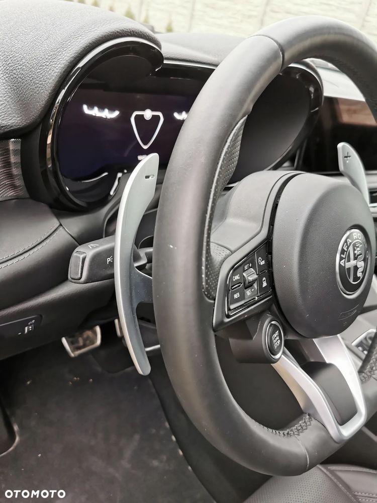 Alfa Romeo Tonale 1.3 PHEV Q4 TI - 15