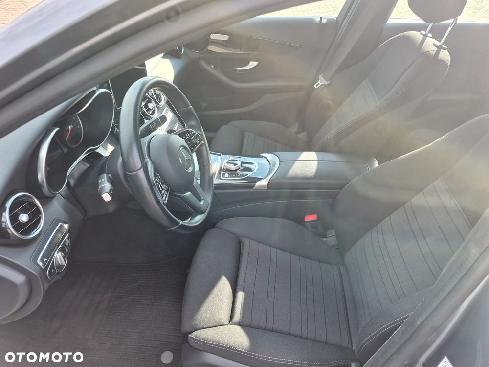 Mercedes-Benz Klasa C 220 d 9G-TRONIC Avantgarde - 9