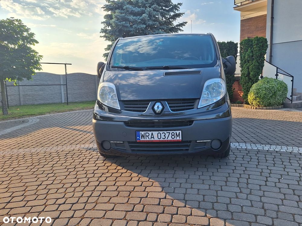 Renault Trafic FAP Grand Passenger Black Edition - 19