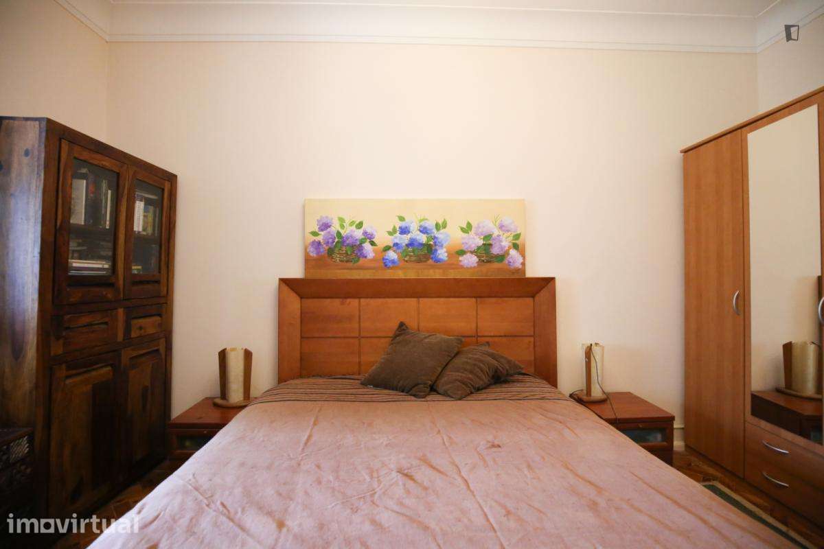 Quarto - localizado em Roma-Areeiro Lisbon - Grande imagem: 3/45
