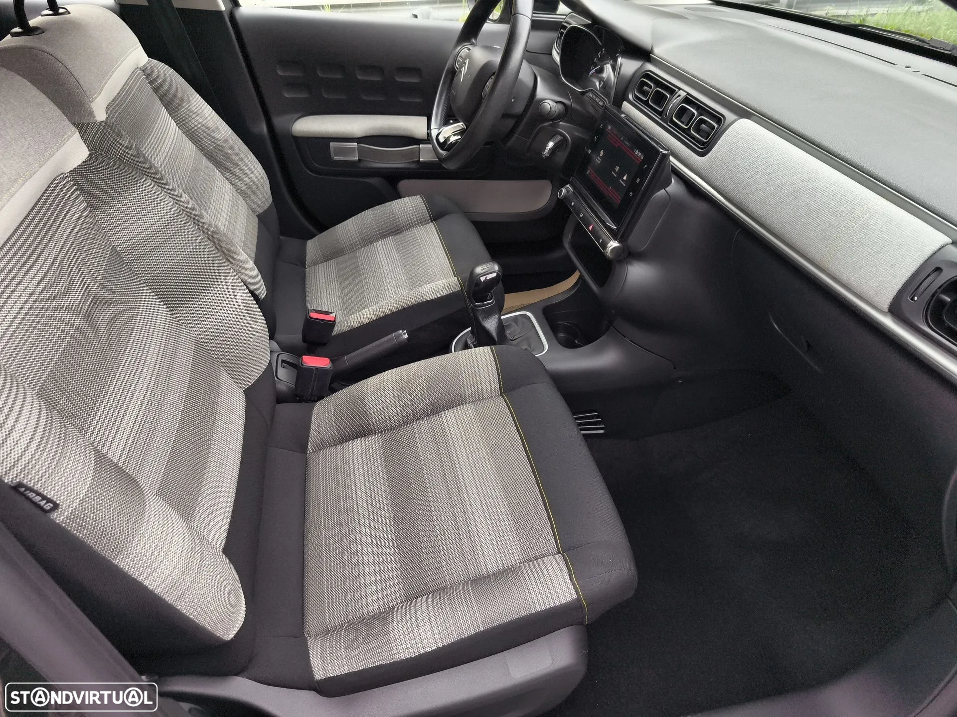 Citroën C3 1.2 PureTech Feel - 15