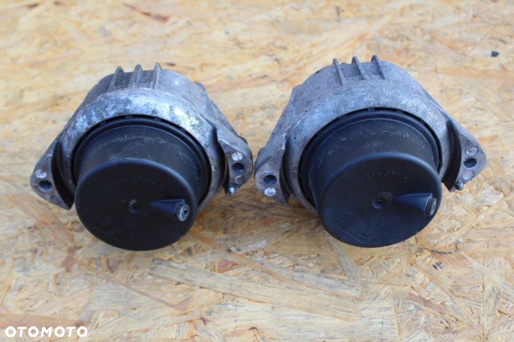 Poduszki silnika BMW e90 e91 e92 e93 139811 - 2