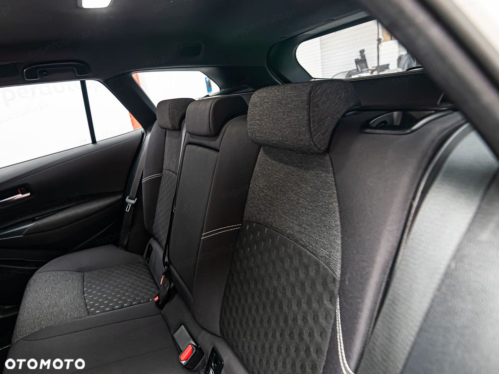 Toyota Corolla 1.8 Hybrid Comfort - 21
