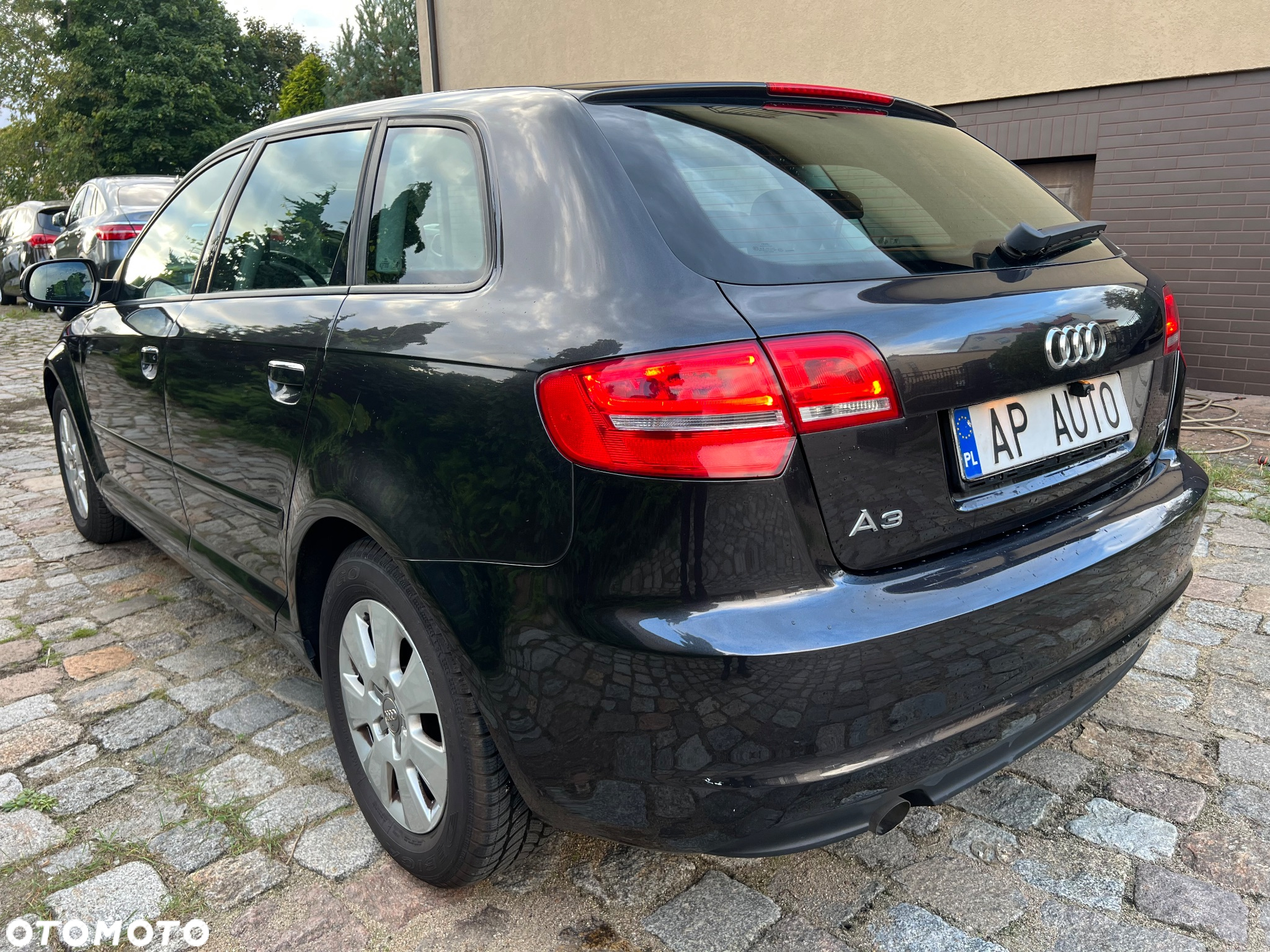 Audi A3 Sportback 1.6 TDI Ambiente - 3
