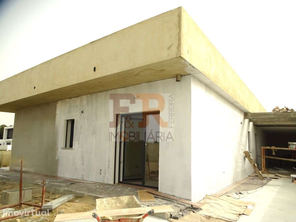 Moradia Isolada Térrea T4 com Garagem - Quinta do Anjo Palmela - Grande imagem: 3/43