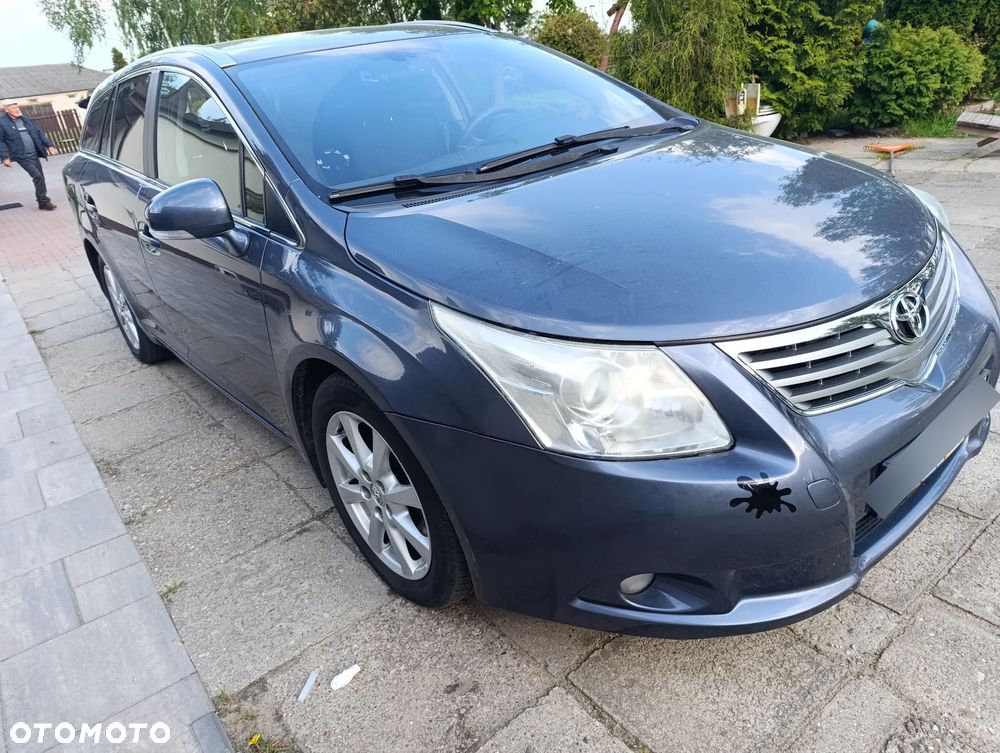 Toyota Avensis 2.2 D-4D Sol - 5
