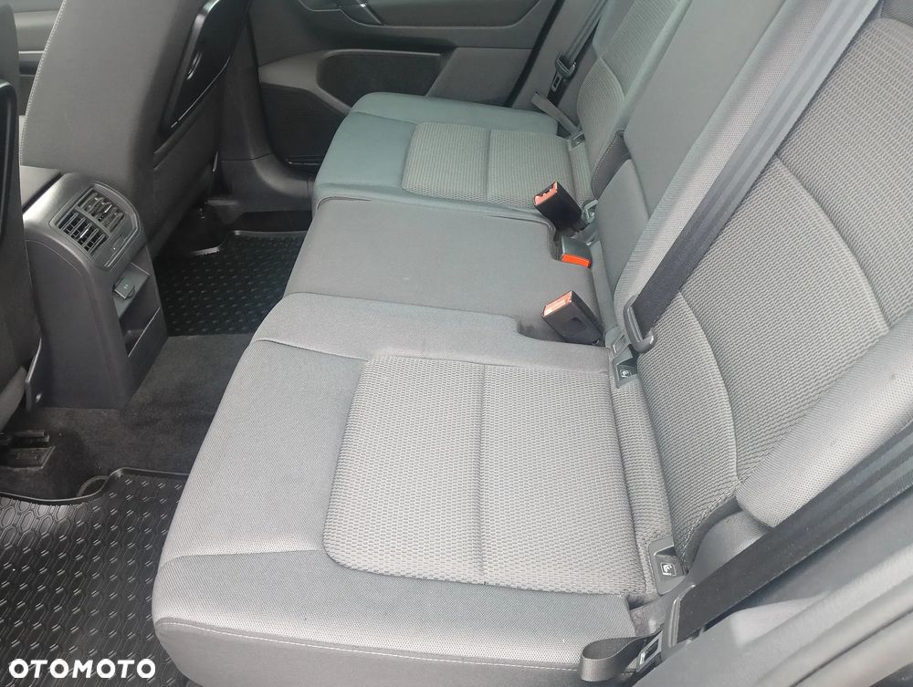 Volkswagen Golf Sportsvan - 10