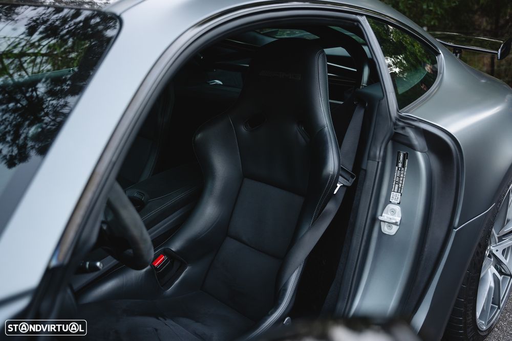 Mercedes-Benz AMG GT R - 23