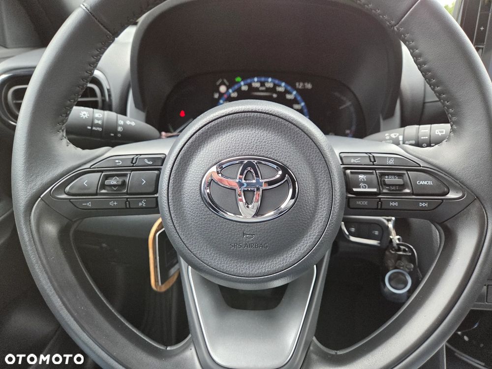 Toyota Yaris Cross Hybrid 1.5 Comfort AWD - 16