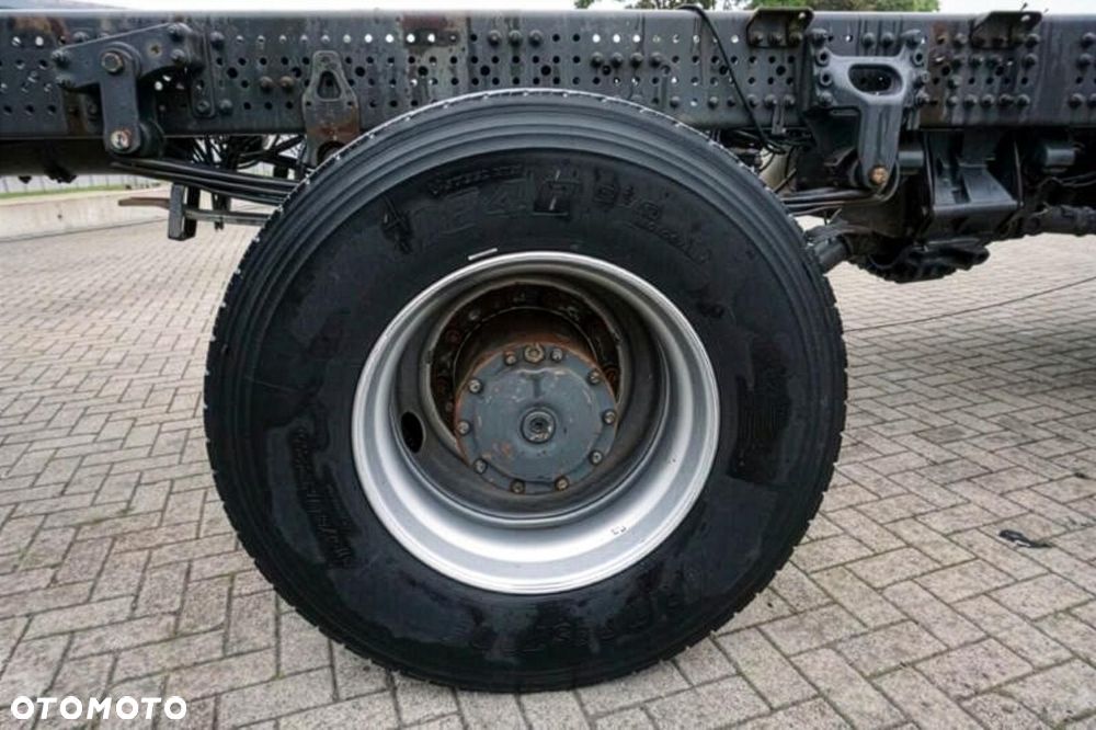 Mercedes-Benz Arocs 1843 4x4 podwozie - 10