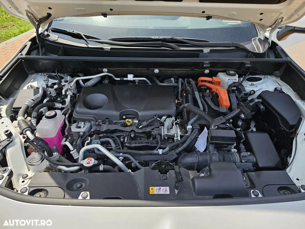 Suzuki Across 2.5 PHEV Luxus - 19