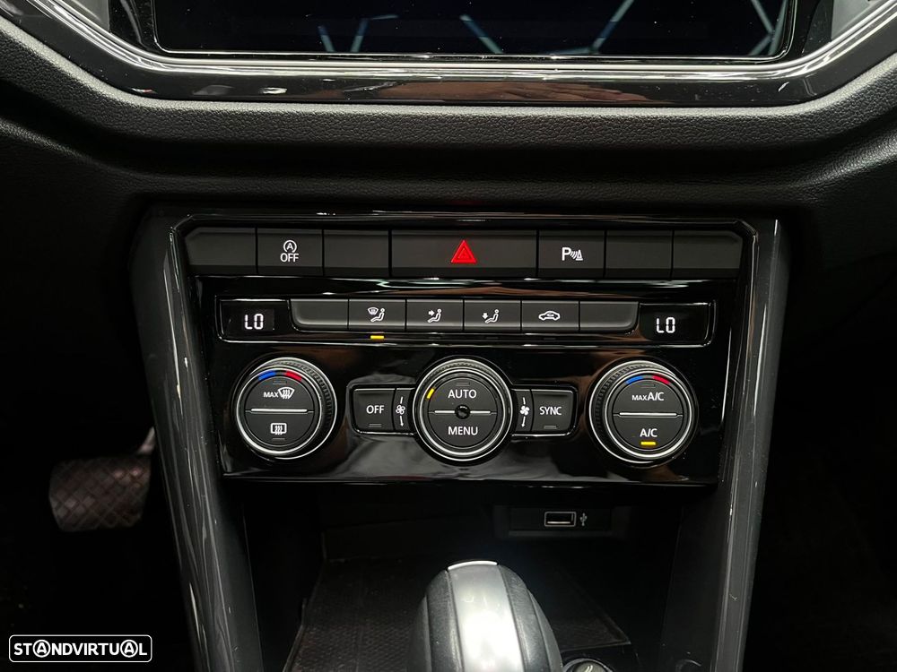 VW T-Roc 1.5 TSI Sport DSG - 17