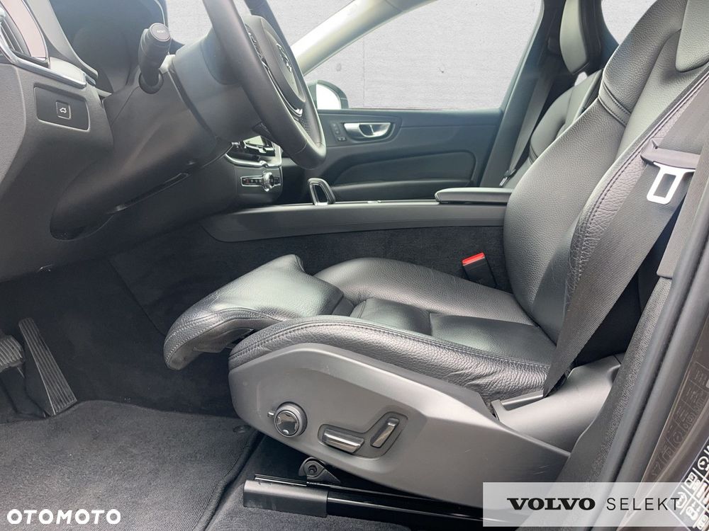 Volvo XC 60 - 13